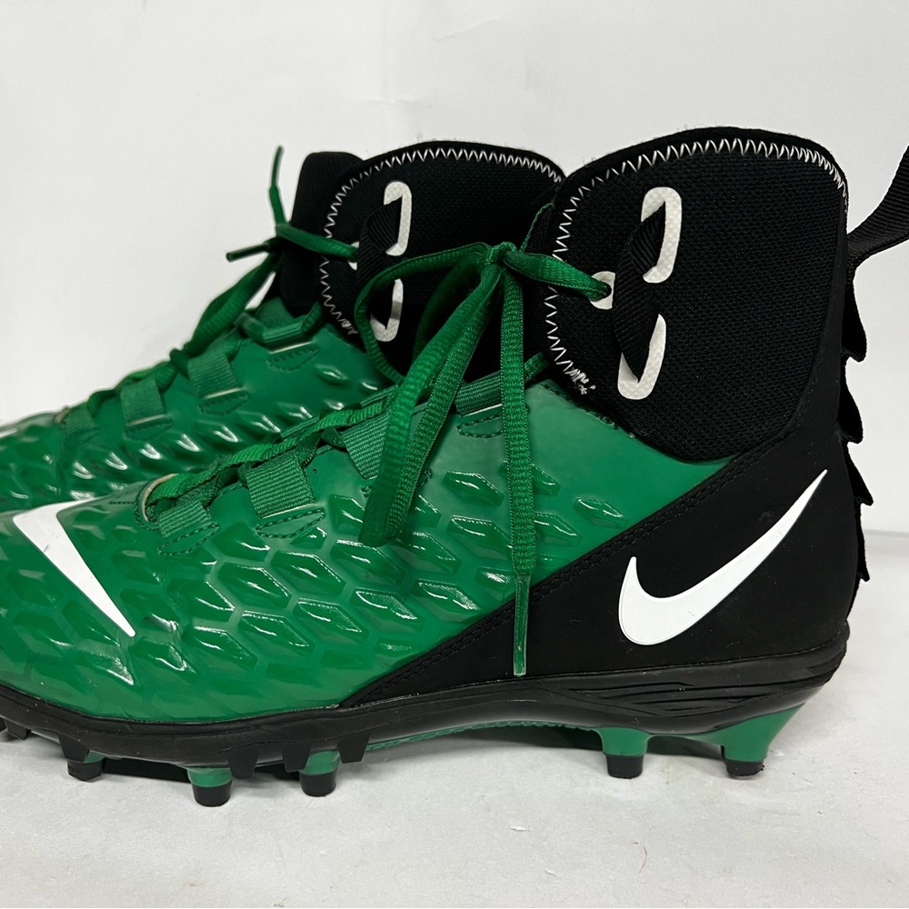 Lightly Used Nike Men's SIZE 8.5 Force Savage Varsity 2 Green Football Cleats